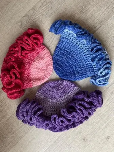 Ruffle Hat